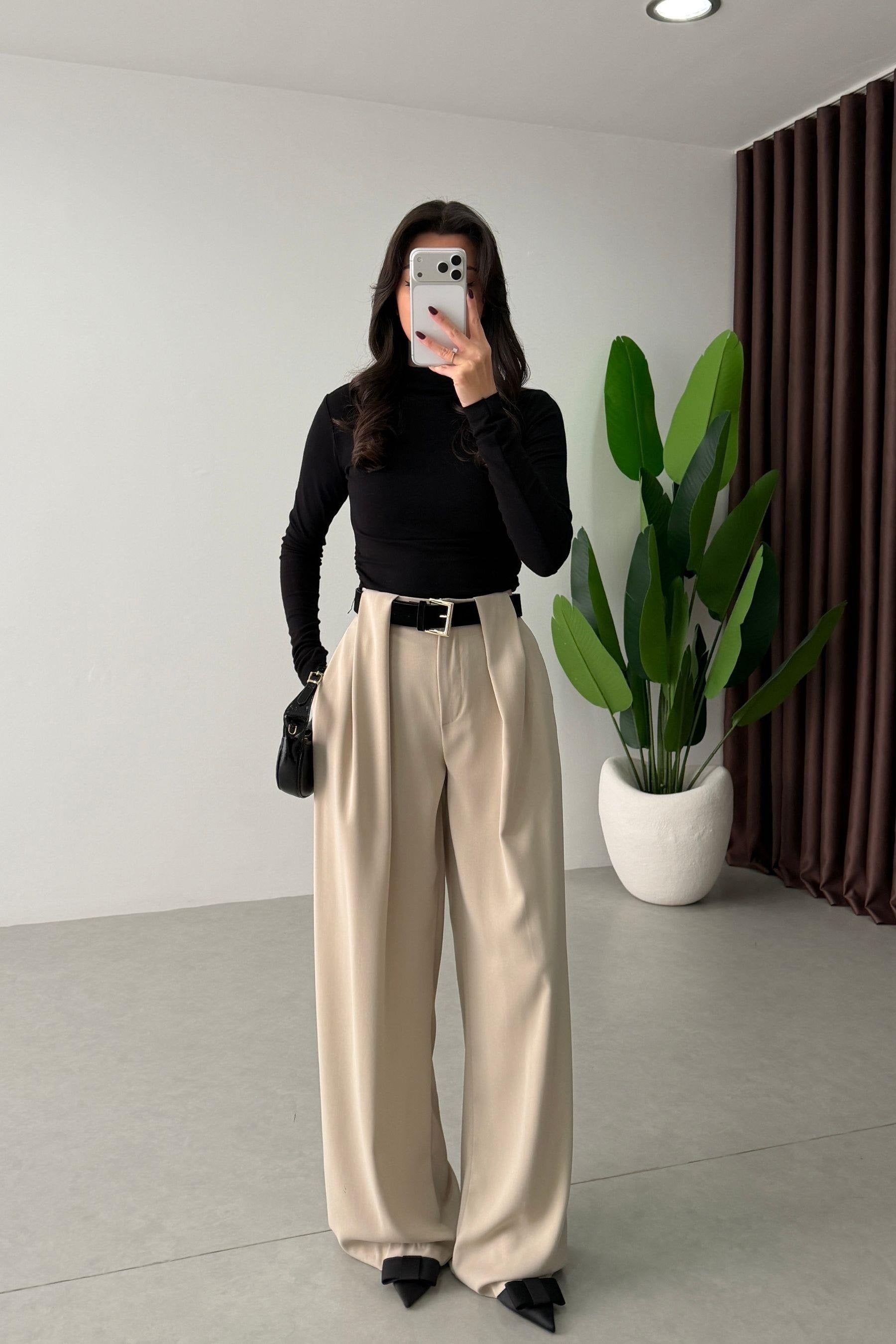 Pantalon Chic Taille Haute – Élégance & Confort